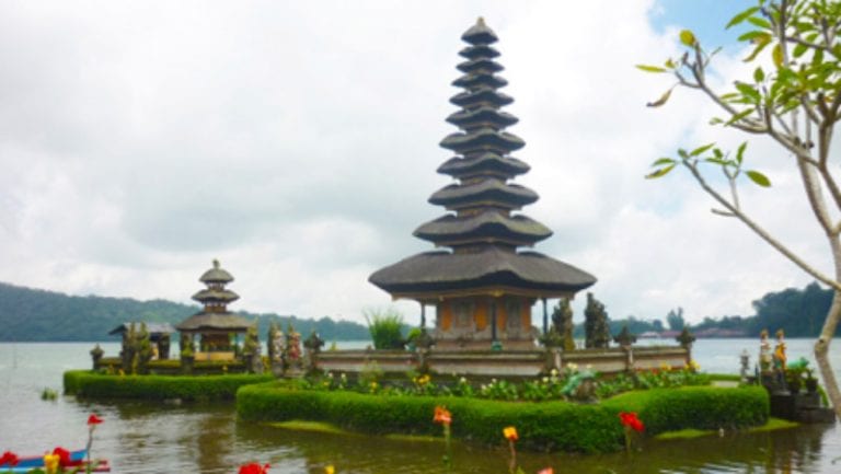10 Great Reasons to Visit Indonesia | The Silver Nomad