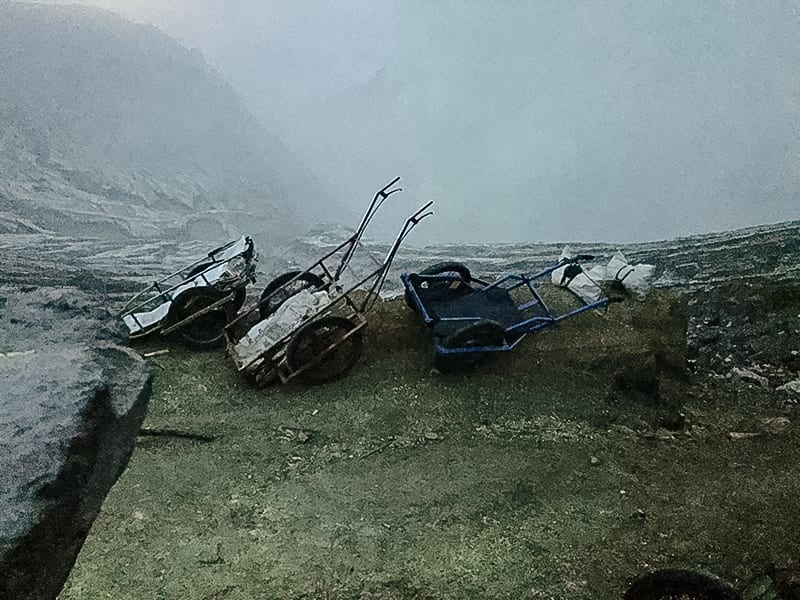 Climbing the Amazing Ijen Volcano in Java to watch the sunrise 8 Sledges for sulphur on Ijen volcano | The Silver Nomad