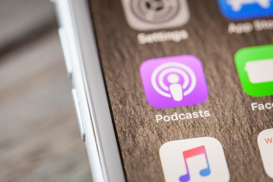 19 Awesome Solo Travel Tips For When You Travel On Your Own 5 Listening to podcasts
