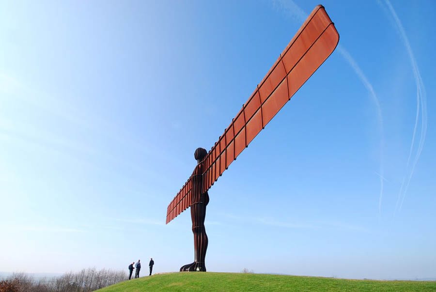 Check out 17 of the Amazing Monuments in the UK 4 Angel of the North