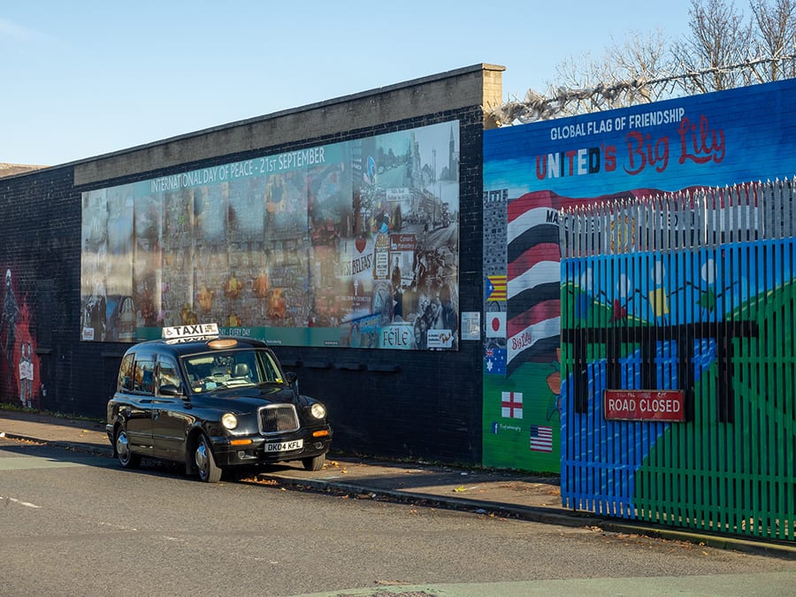 Check out 17 of the Amazing Monuments in the UK 18 Belfasts Peace Walls