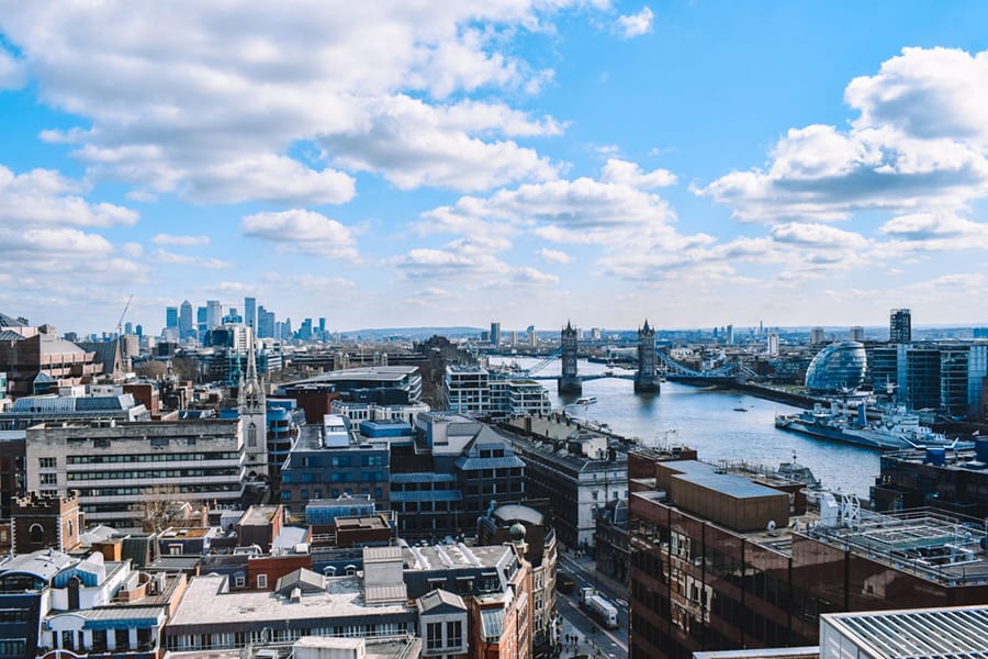 Check out 17 of the Amazing Monuments in the UK 6 Monument to the Great Fire of London