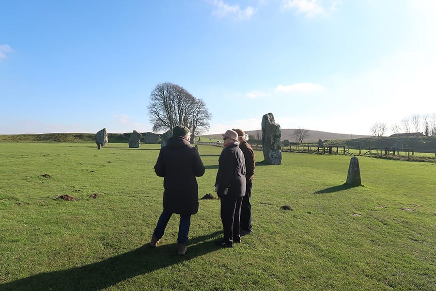 A guided tour around Avebury