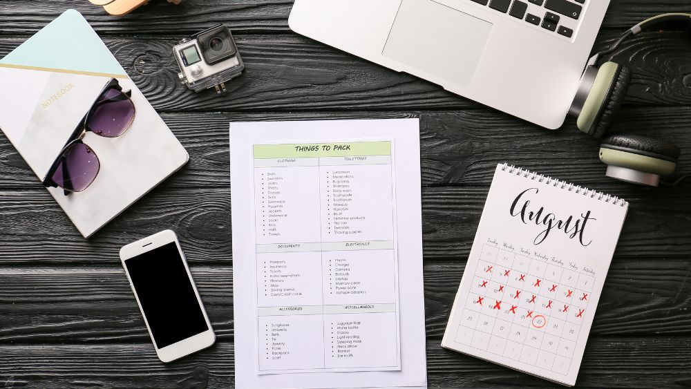 Awesome Tips To Help You Work While Travelling (2024) 3 planning working while travelling