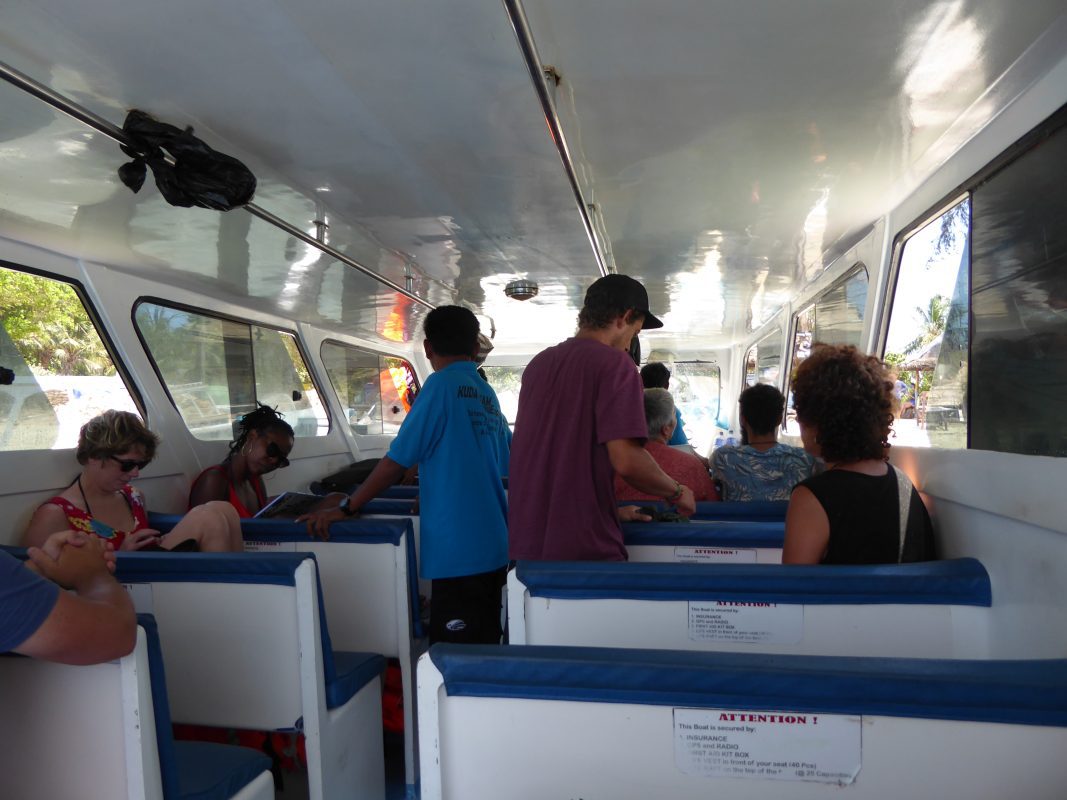 10 Amazing Things To Do In Lombok, Indonesia 11 boat to lombok